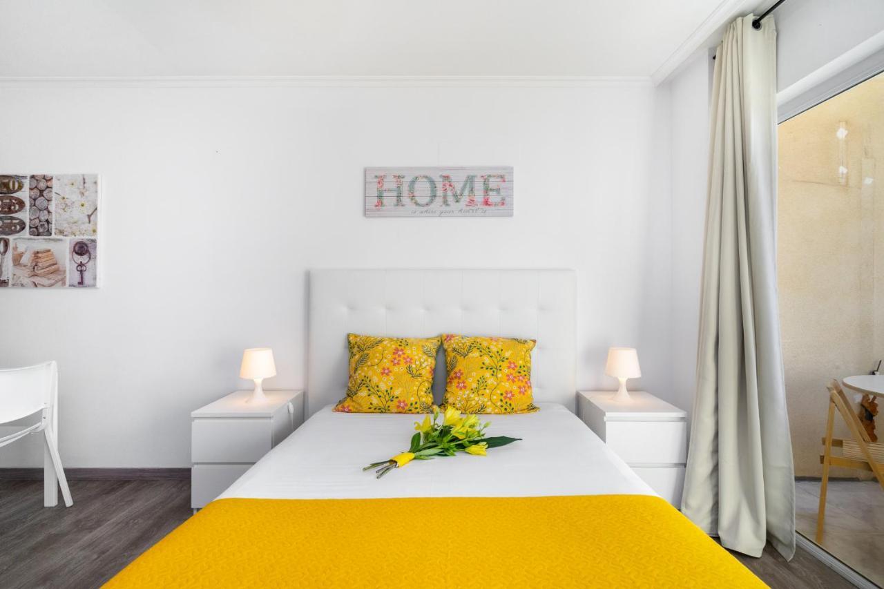 Appartement Da Rocha, 4g Jardins Da Rocha, Sunny Studio, Air Conditioning, Two Pools, Internet, Parking, By Ig *